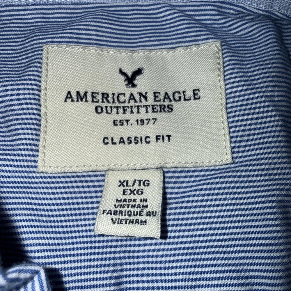 American‎ Eagle Outfitters Shirt Mens XL Blue Striped Button Down Classic Fit